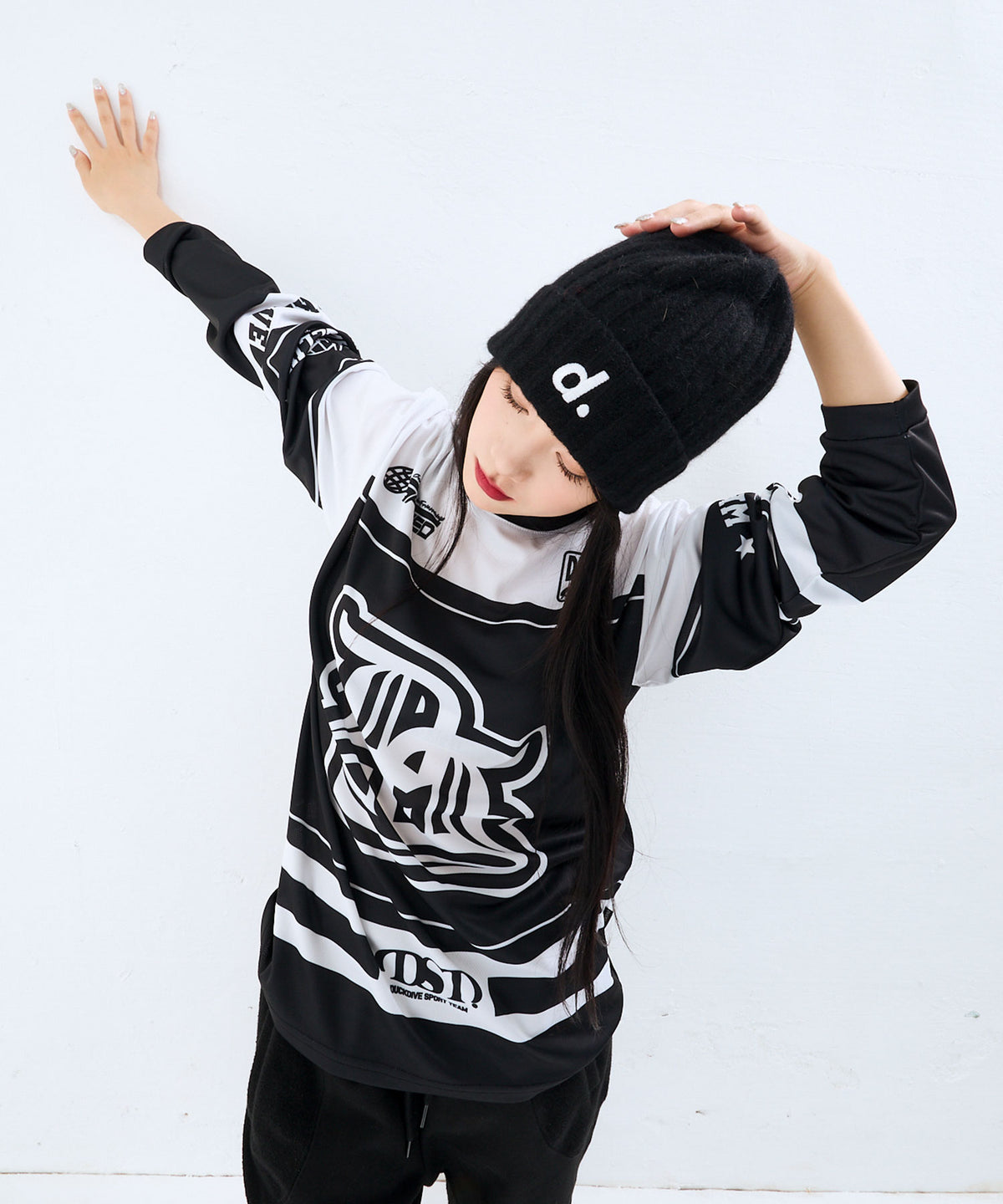 DUCKDIVE OLD SHCOOL SYMBOL MESH LONG SLEEVE